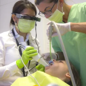 Zoom Teeth Whitening vs Laser Teeth Whitening at Top Smile Dental Clinic in Oud Metha Dubai